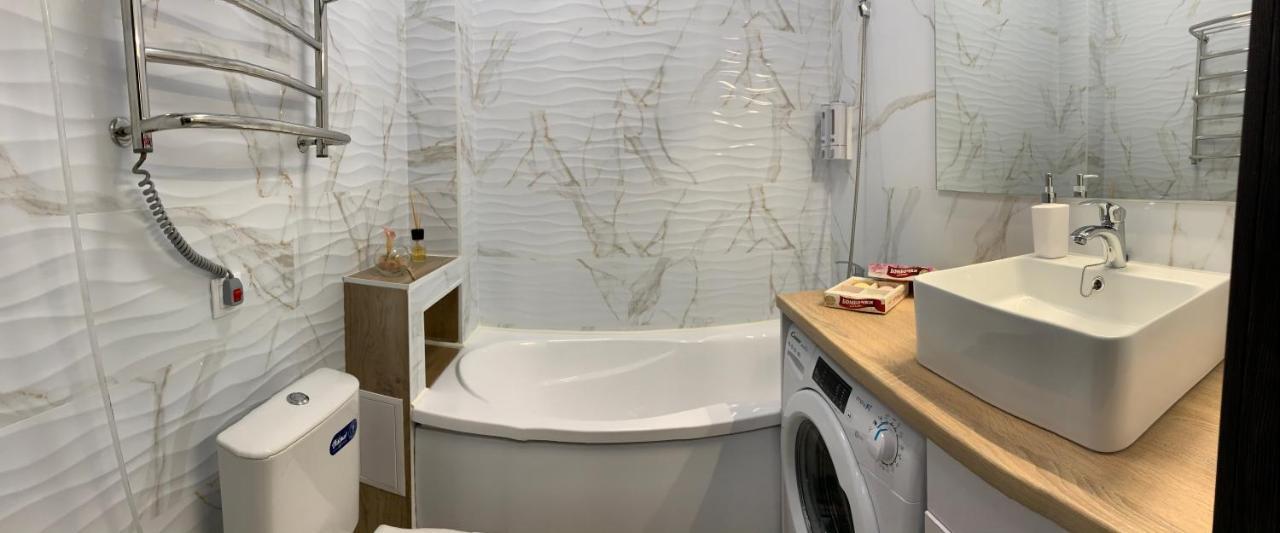 Academic St. Apartment Kharkiv Eksteriør bilde