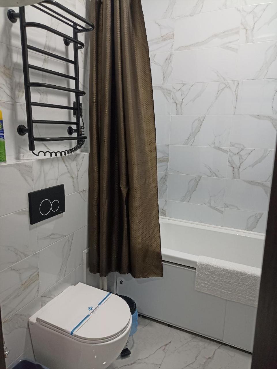 Academic St. Apartment Kharkiv Eksteriør bilde